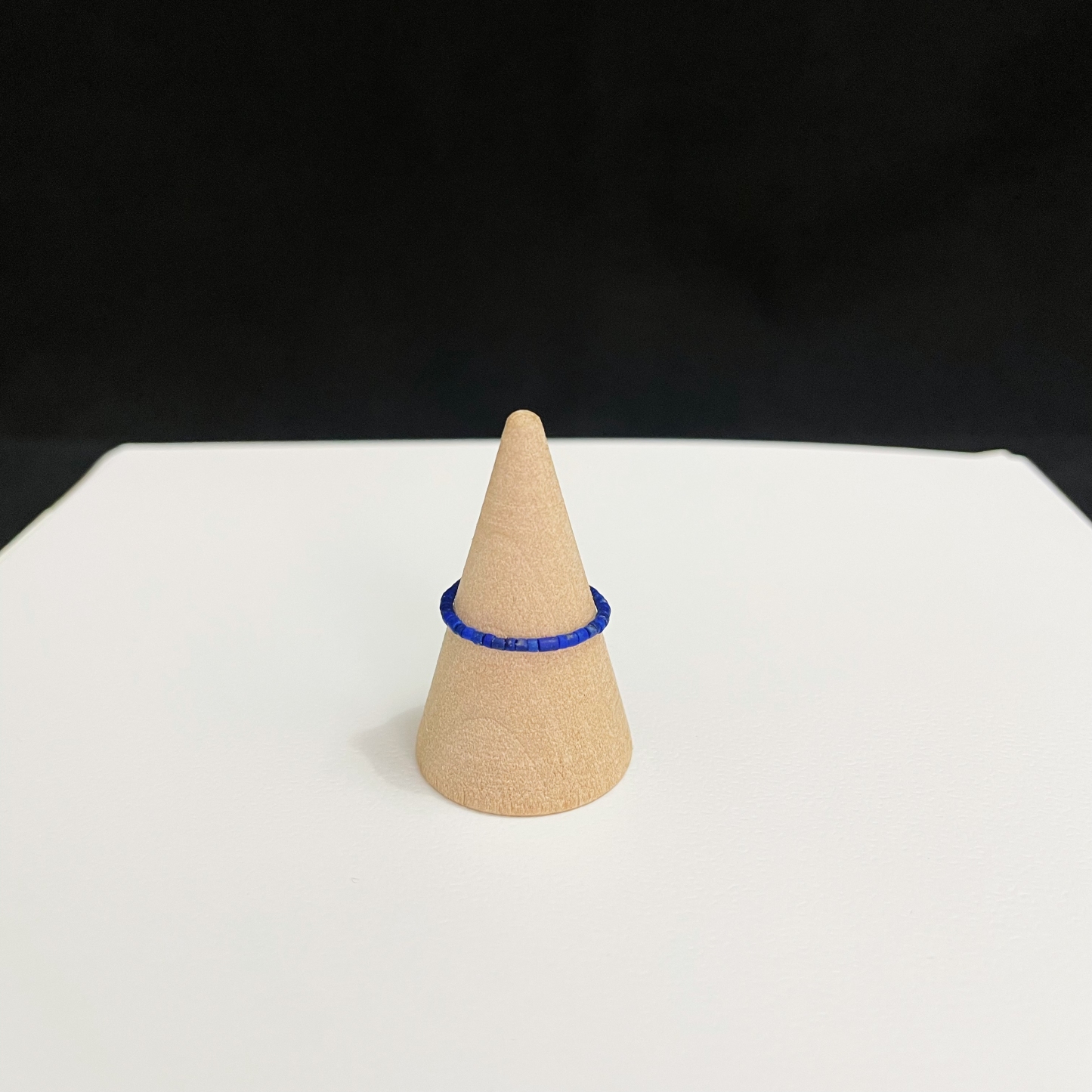 Tiny Lapis Lazuli Beads One Line Ring