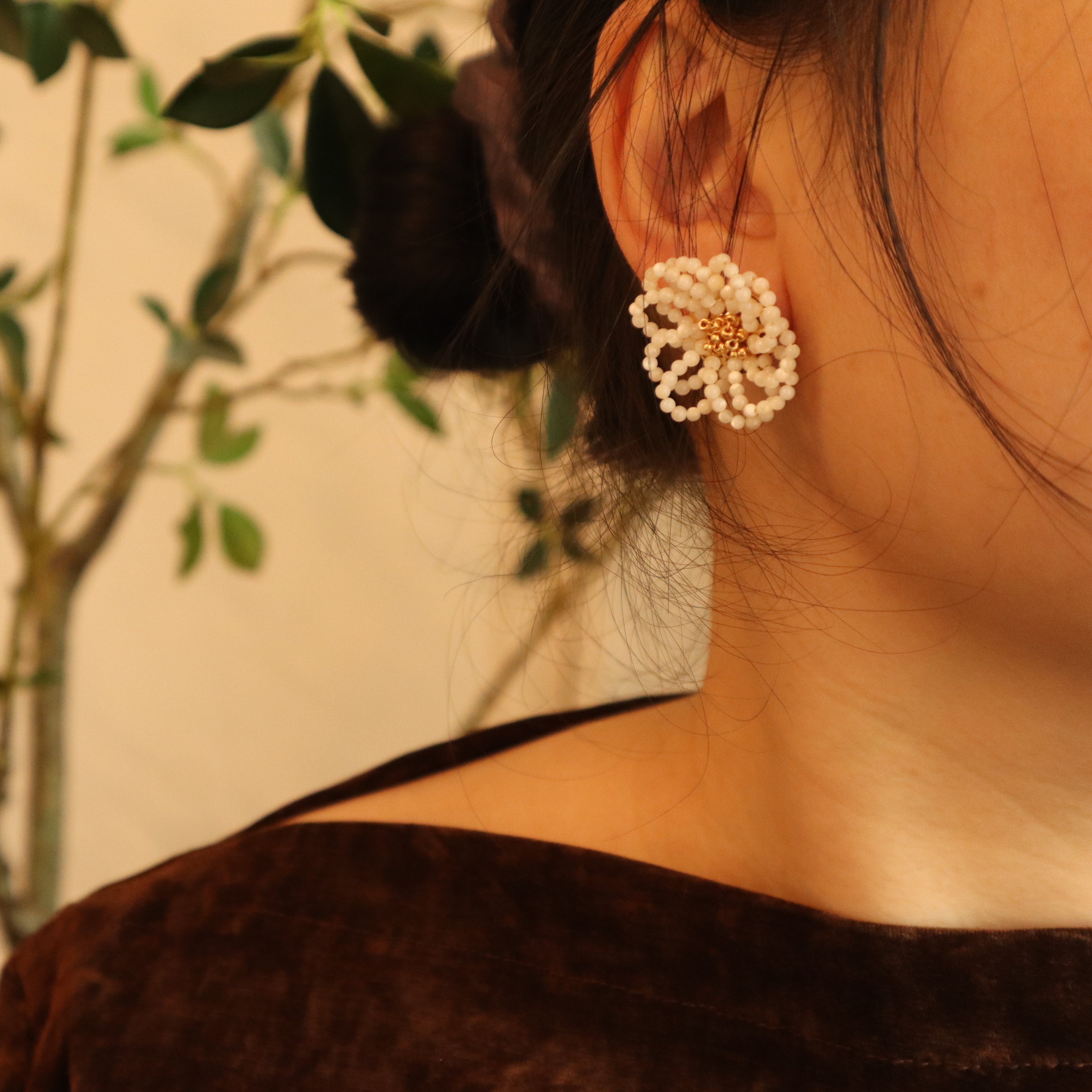 Elegant Trochus Shell Beads Camellia Stud Earrings