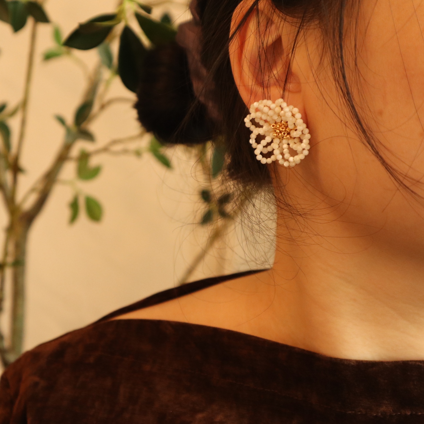 Elegant Trochus Shell Beads Camellia Stud Earrings