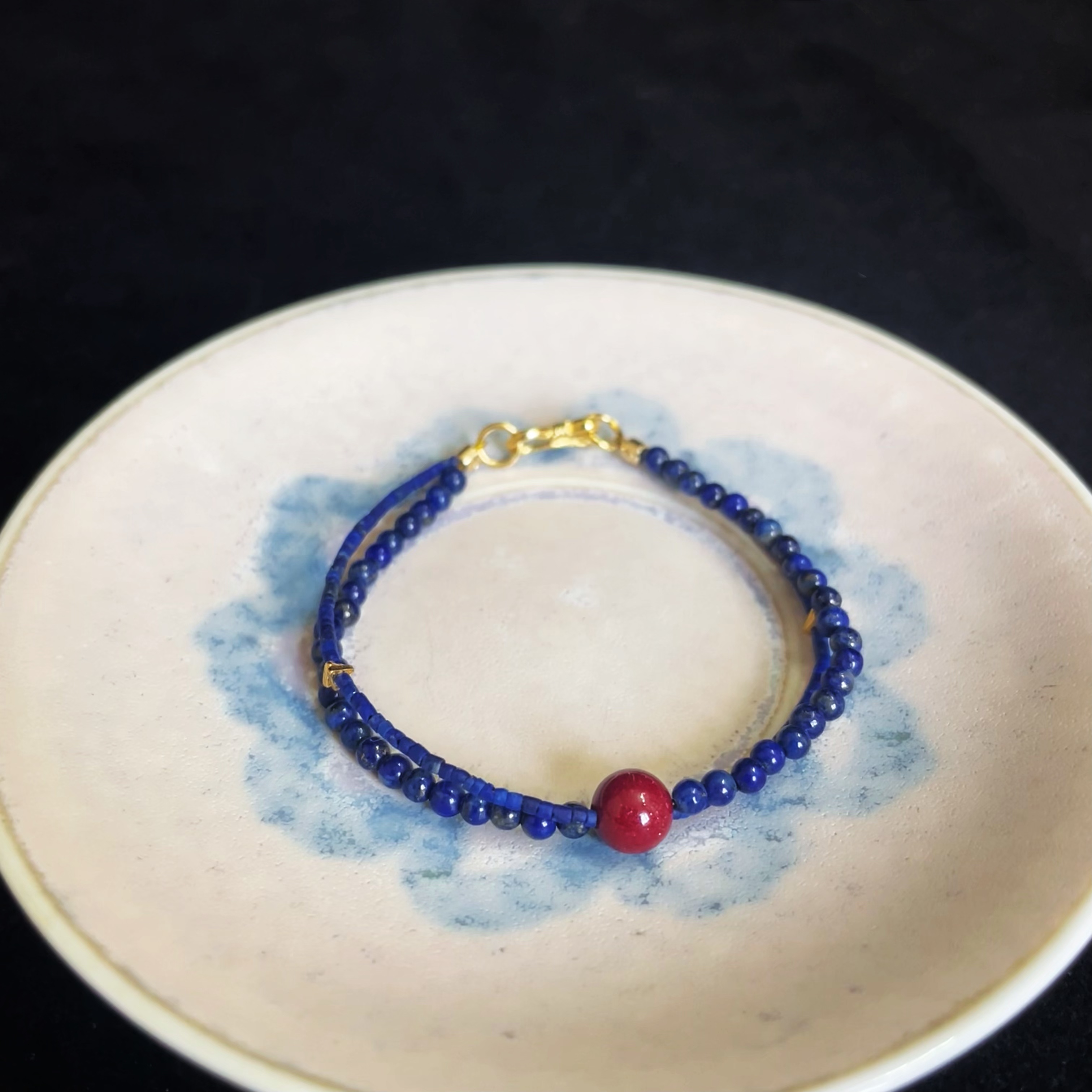 Dual Lines Lapis Lazuli Beads Bracelet with Cinnabar Center