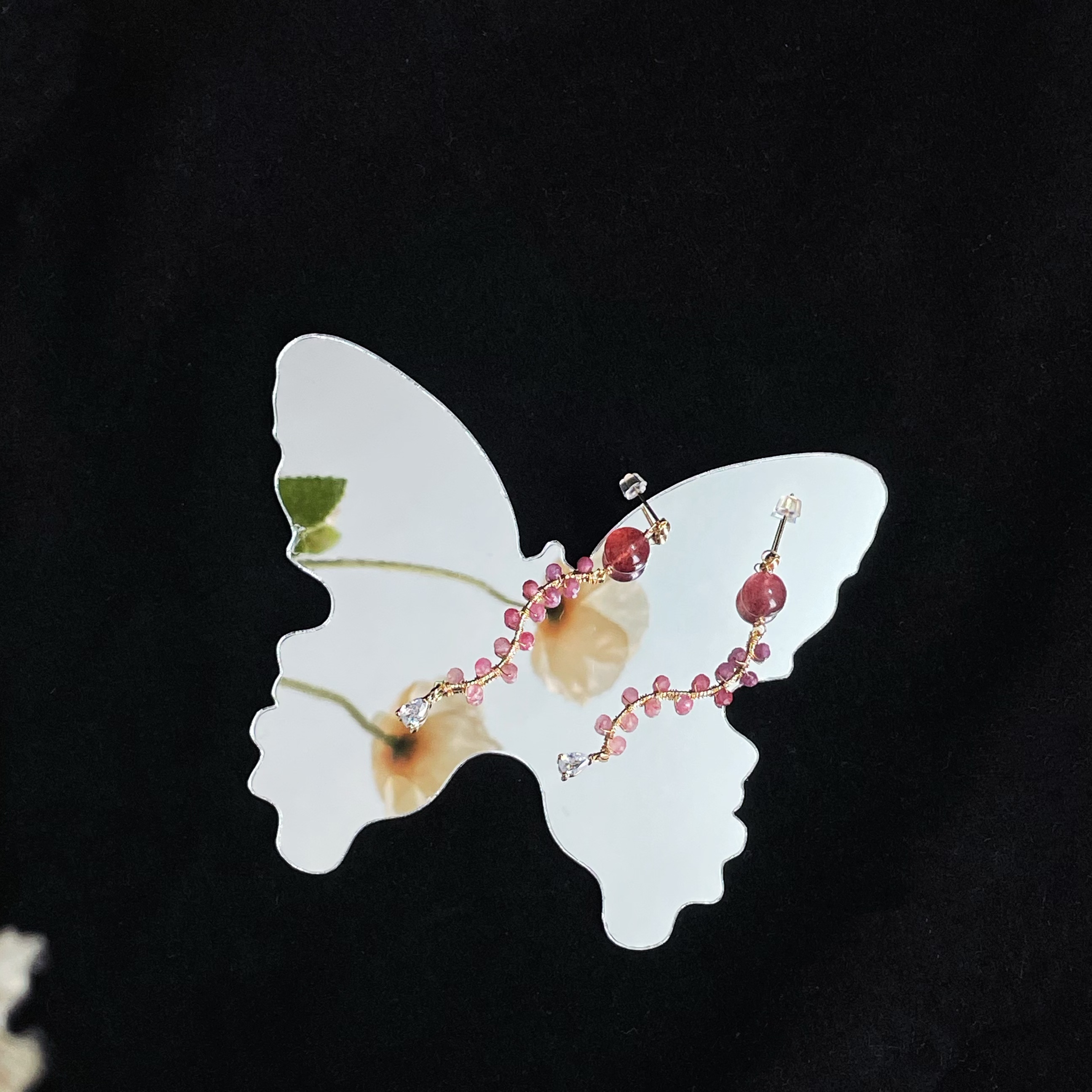 Handcrafted Berry Vine Earrings Made of Strawberry Quartz and Tourmaline