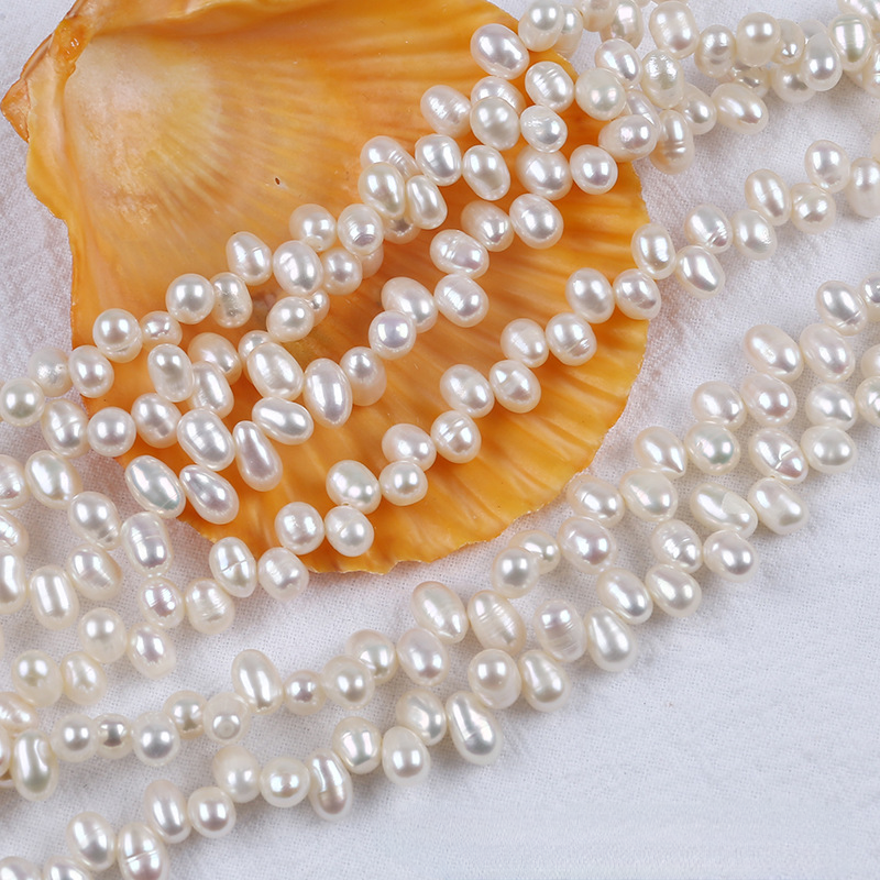 Natural 4.5-5.5mm Side Drilled Rice-Shaped Freshwater Pearls Strand