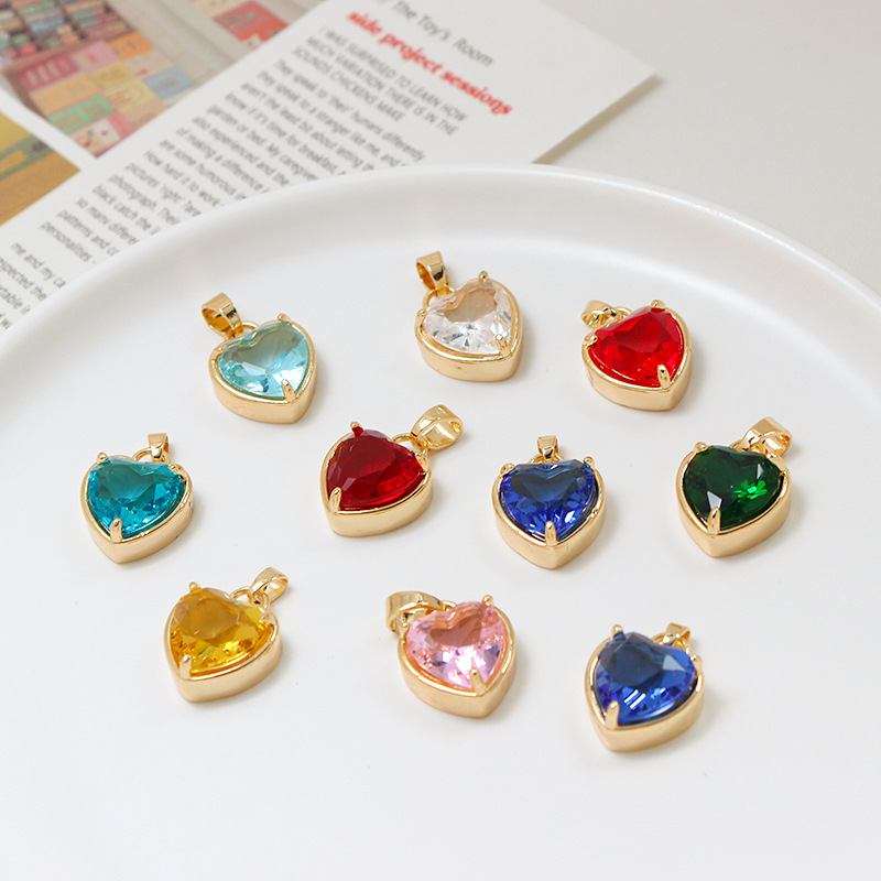 15*18mm Colored Zircon Inlaid Heart Pendant