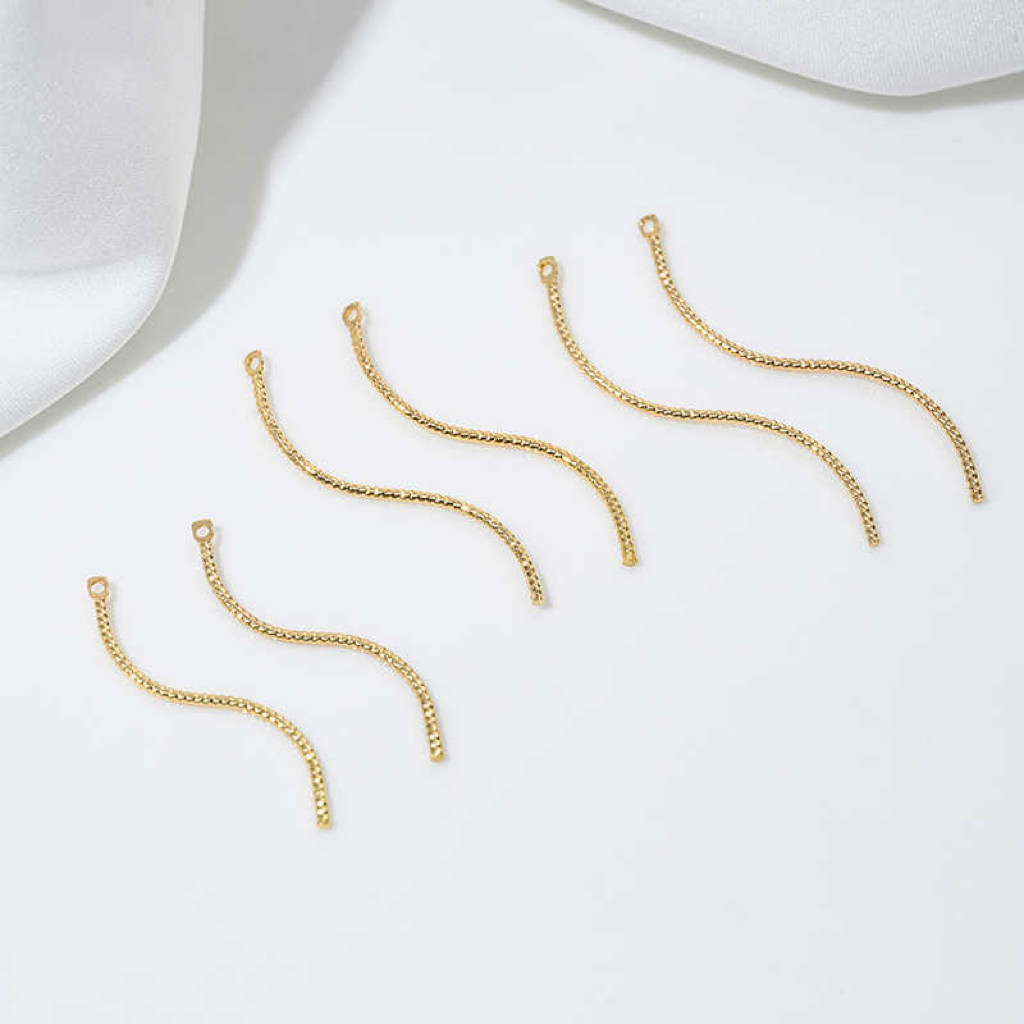 Gold plated S-shaped wavy flat strip charms pendant jewelry accessory
