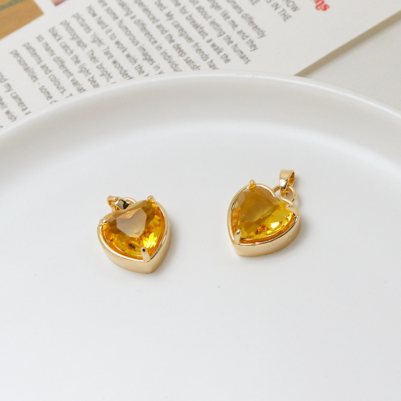 15*18mm Colored Zircon Inlaid Heart Pendant