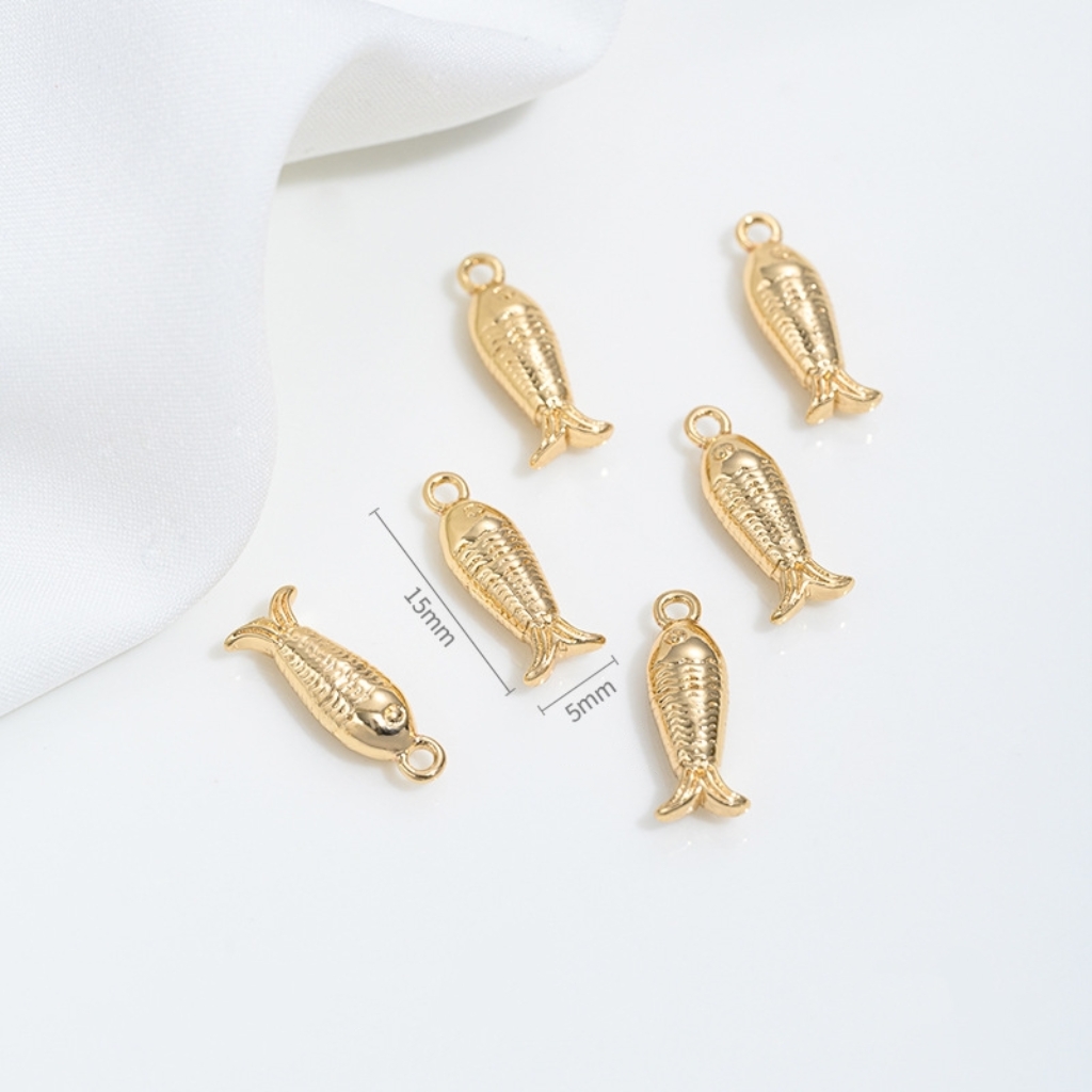 14k Gold Marine Organism Theme Charm Pendant-likayjewel