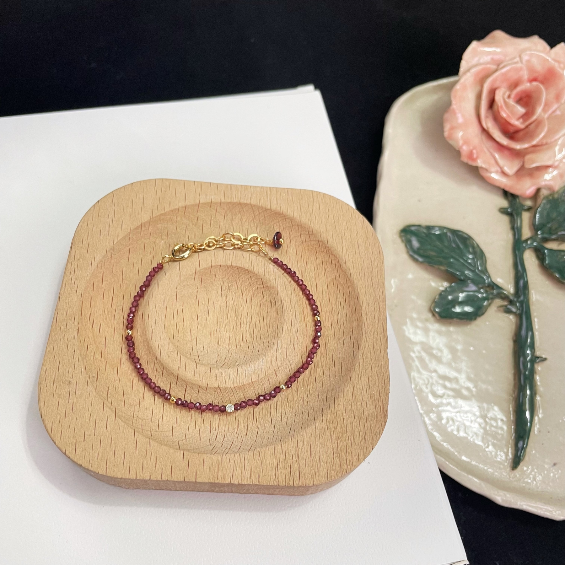  Passion & Elegance 2mm Garnet Faceted Beads Thin Bracelet