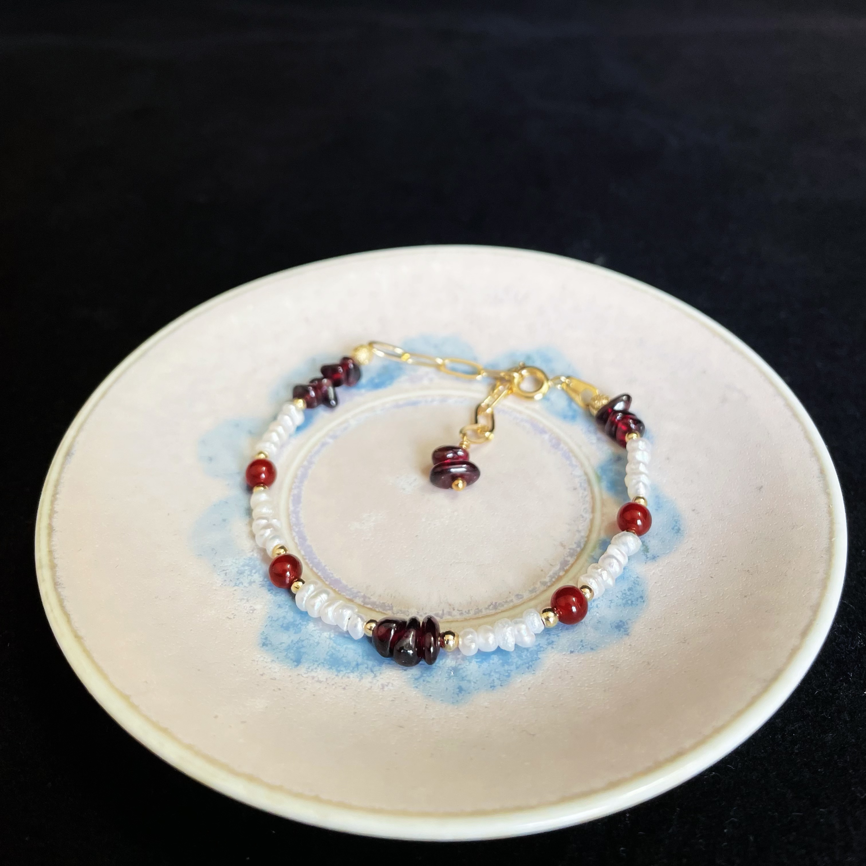 Irregular Garnet Pearls & Red Agate One-Line Bracelet