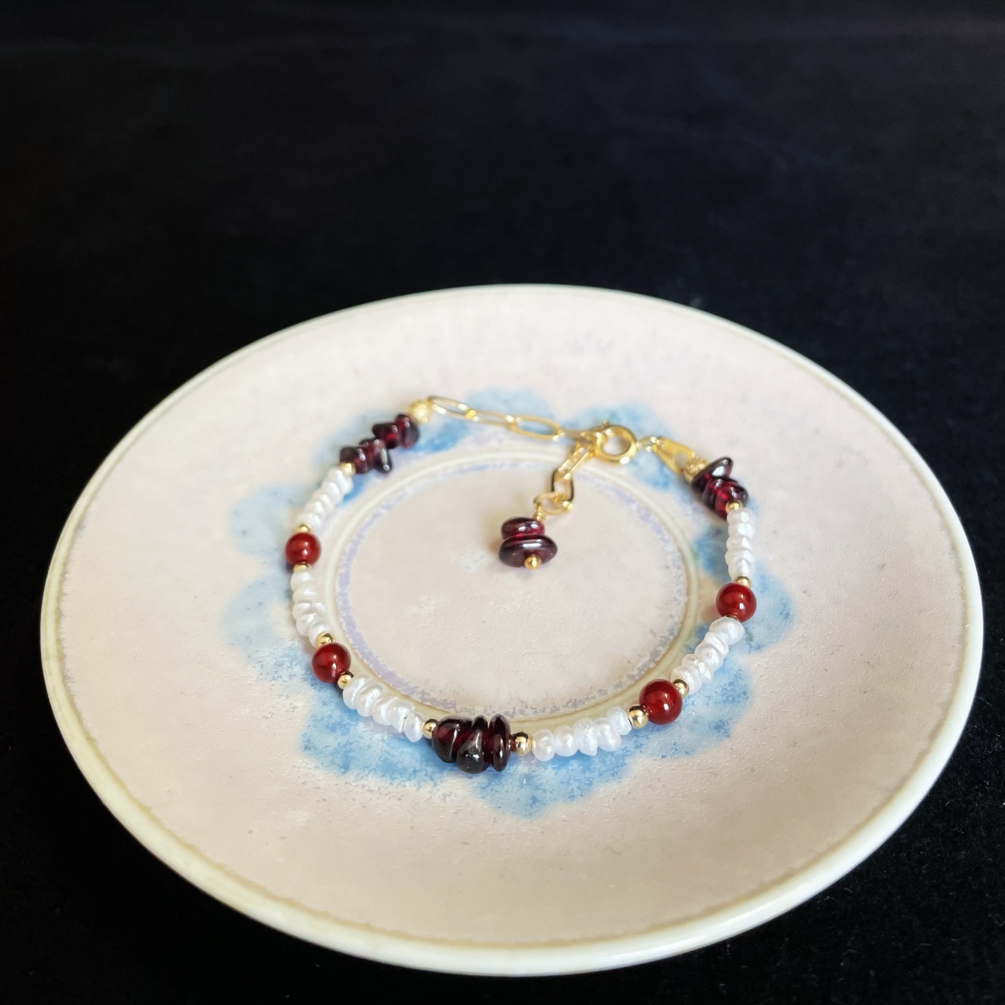 Irregular Garnet Pearls & Red Agate One-Line Bracelet