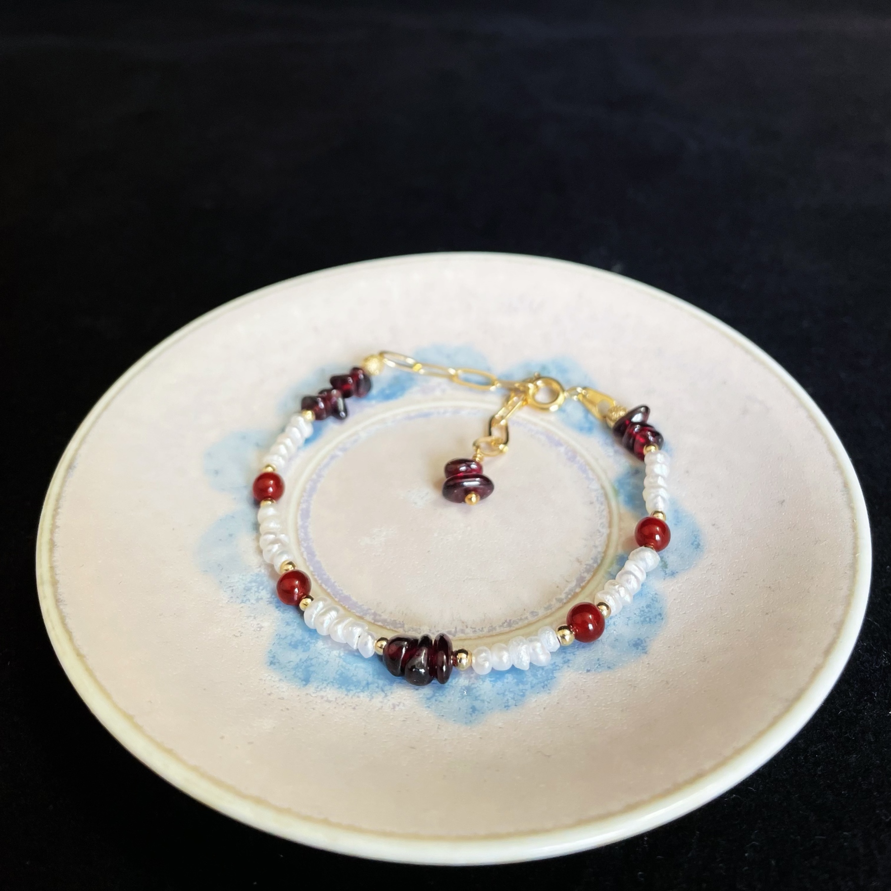 Irregular Garnet Pearls & Red Agate One-Line Bracelet