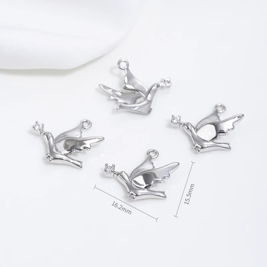 Gold Plated Swallow Pigeon Bird Charm Jewelry Pendant Jewelry Buckle