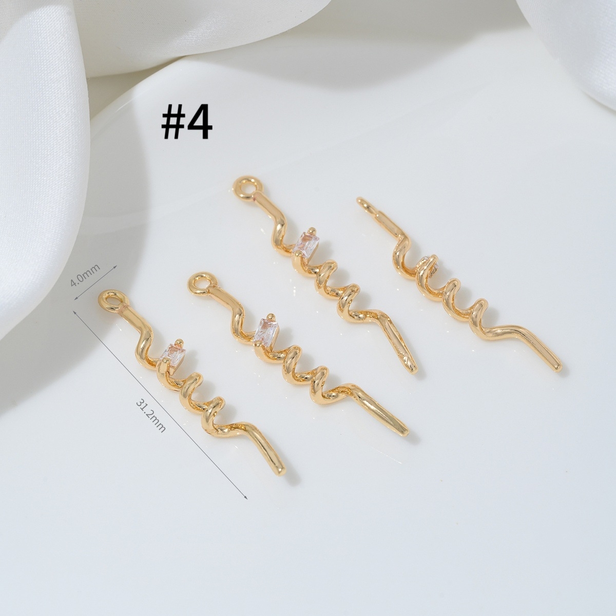 Cubic Zirconia Inlaid Gold Plated Spirit Snake Theme Pendant Jewelry Charm