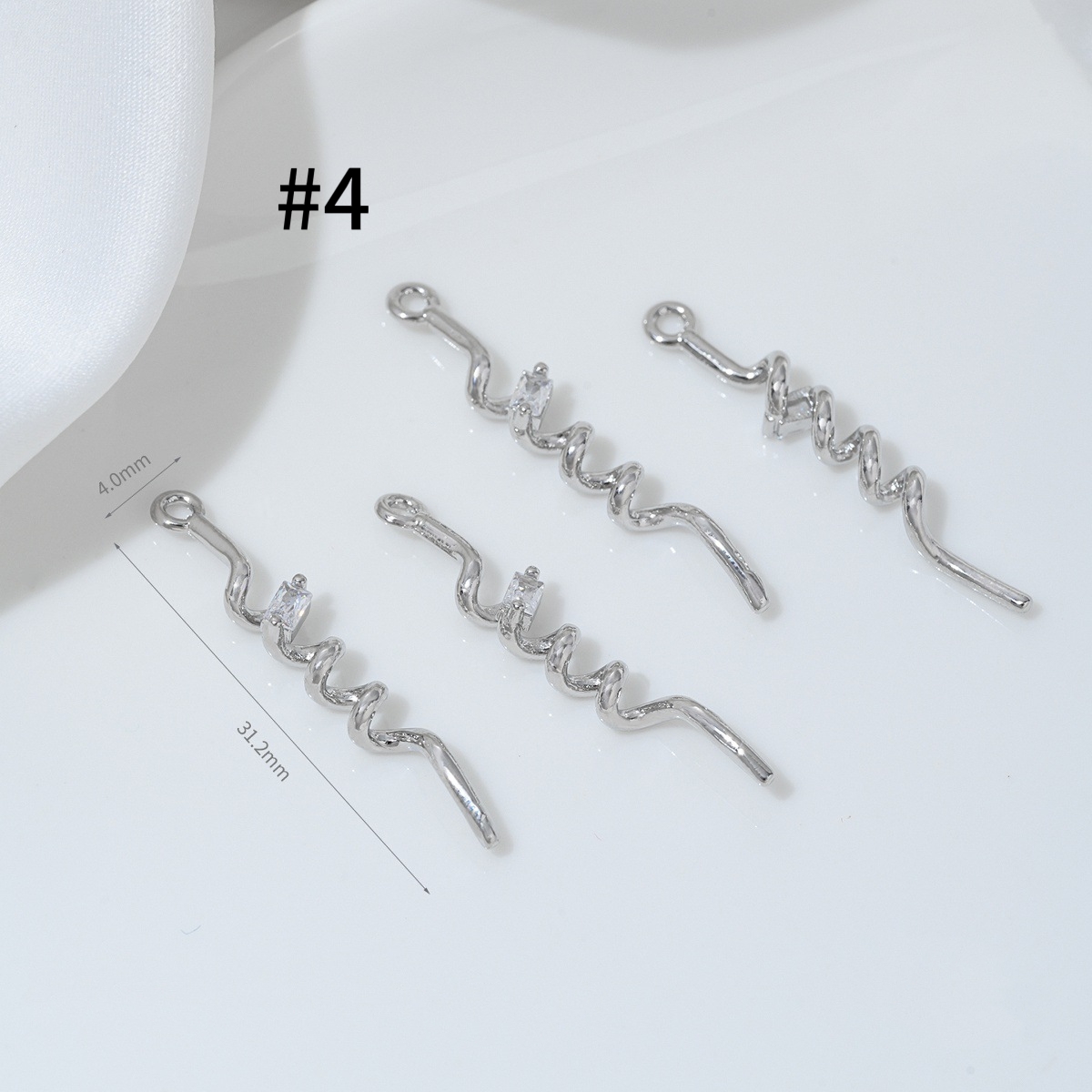 Cubic Zirconia Inlaid Gold Plated Spirit Snake Theme Pendant Jewelry Charm