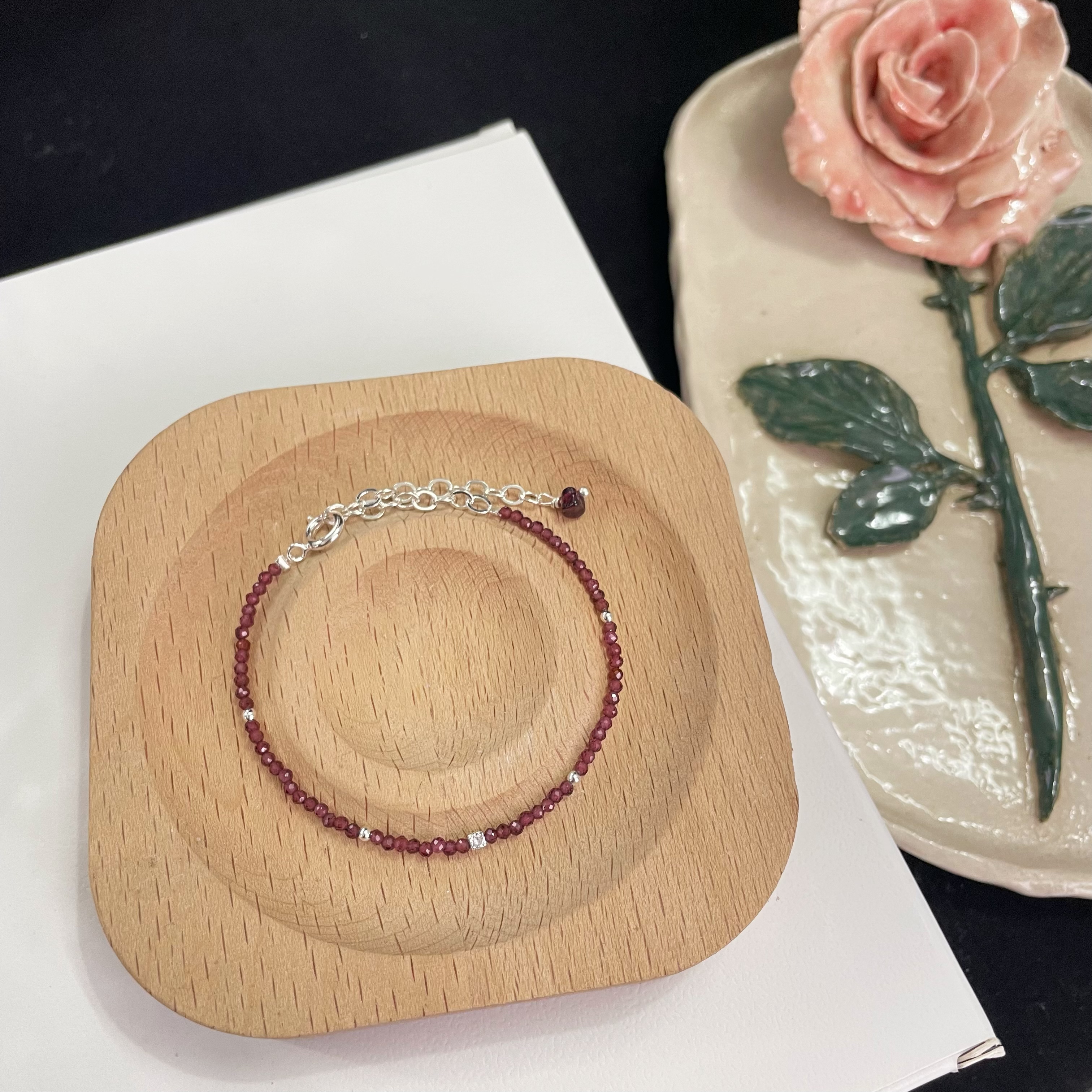  Passion & Elegance 2mm Garnet Faceted Beads Thin Bracelet