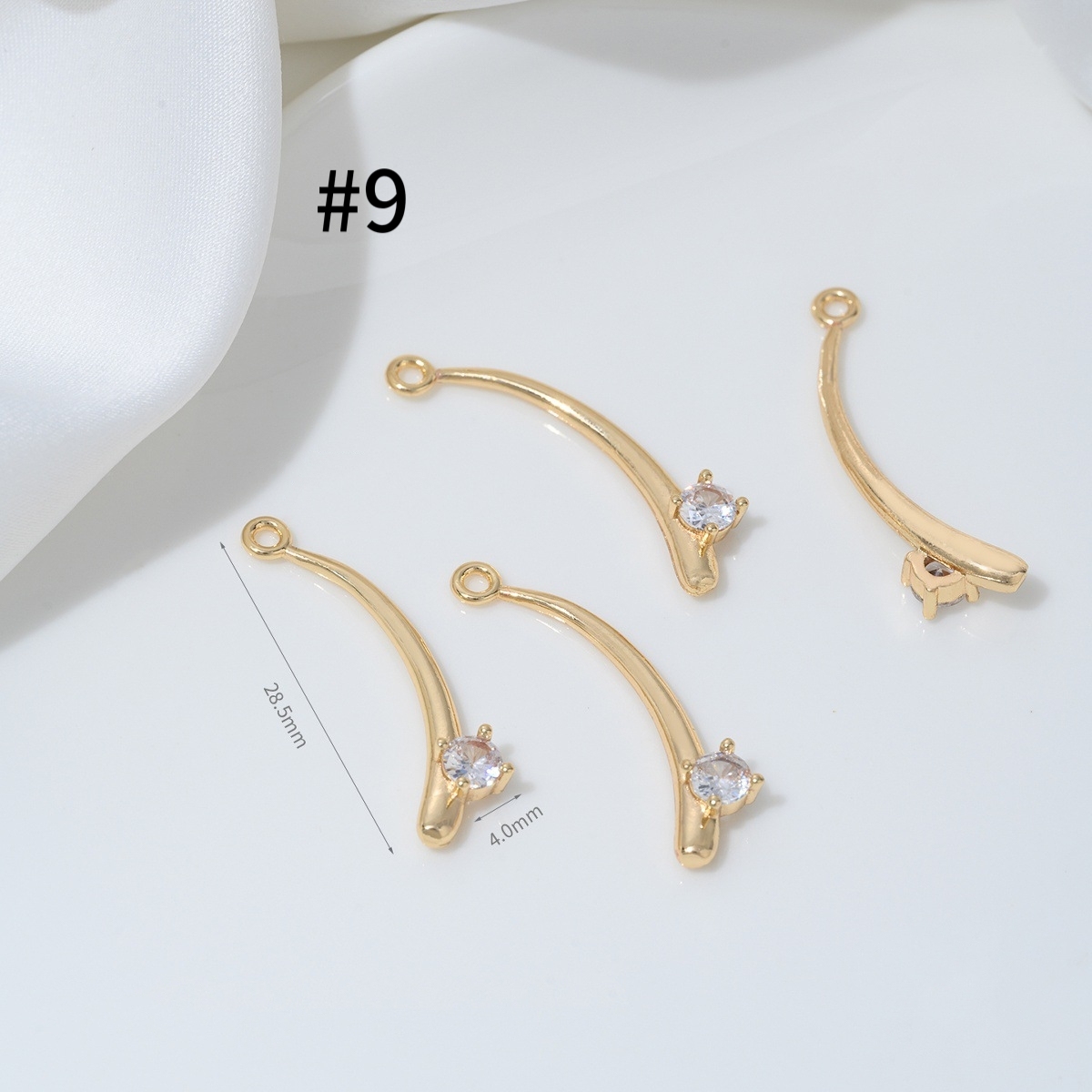 Cubic Zirconia Inlaid Gold Plated Spirit Snake Theme Pendant Jewelry Charm