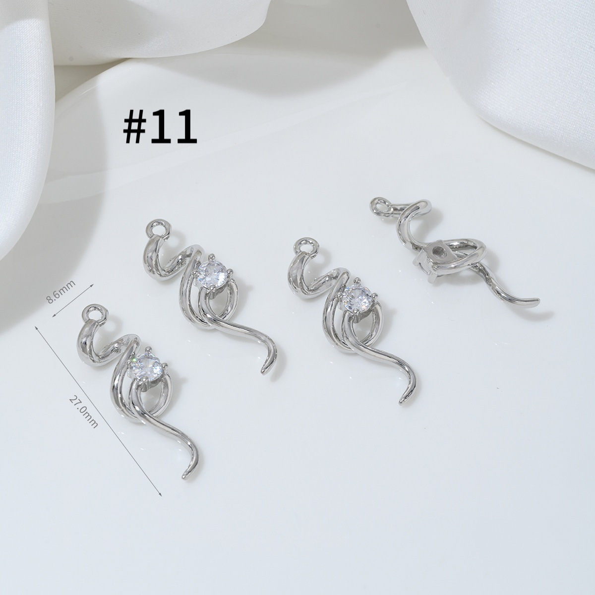 Cubic Zirconia Inlaid Gold Plated Spirit Snake Theme Pendant Jewelry Charm