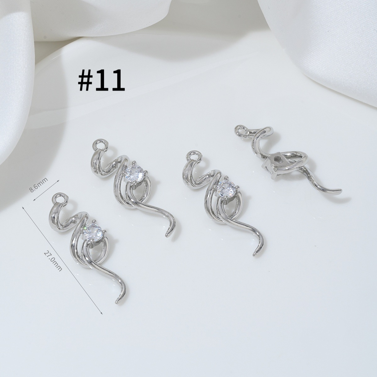 Cubic Zirconia Inlaid Gold Plated Spirit Snake Theme Pendant Jewelry Charm