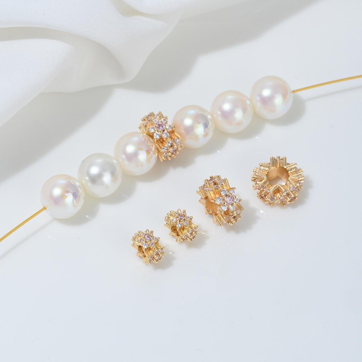 Flower Loop Zirconia Inlaid Gold Plated Cylindrical Wheel Spacer Beads