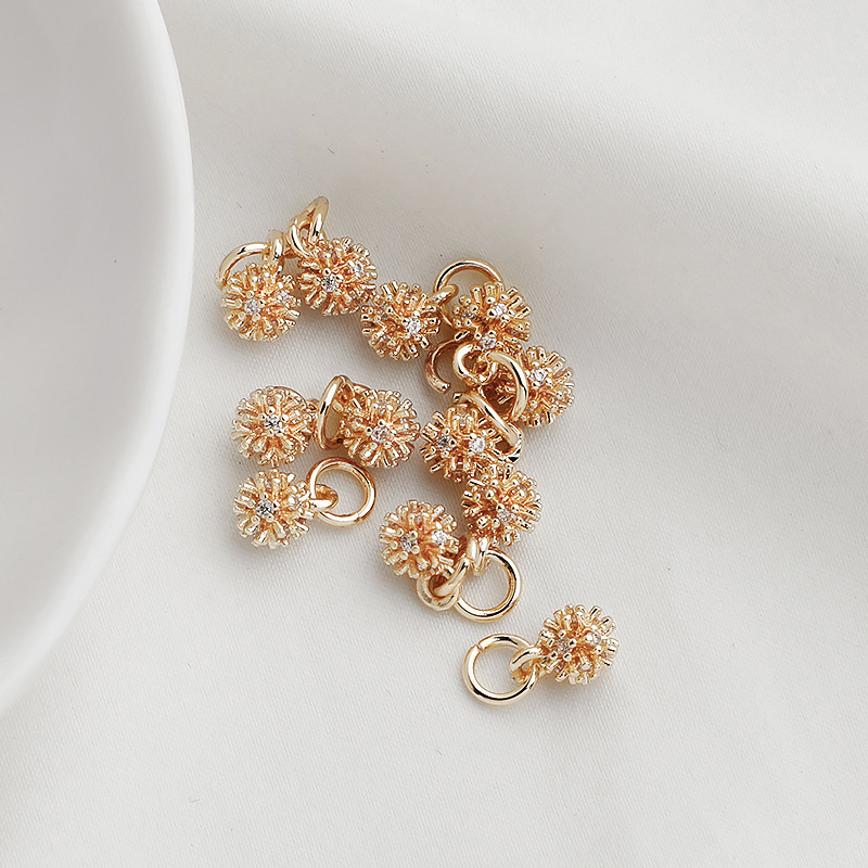 14k Gold Marine Organism Theme Charm Pendant