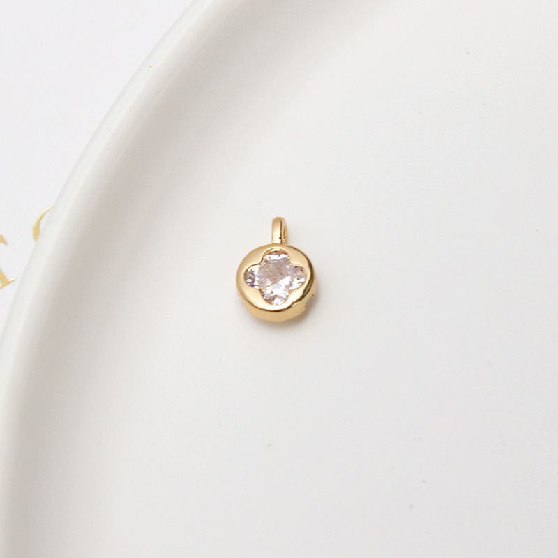 7mm Round Hollow Four-leaf Clover Inlaid with Colored Zircon Pendant