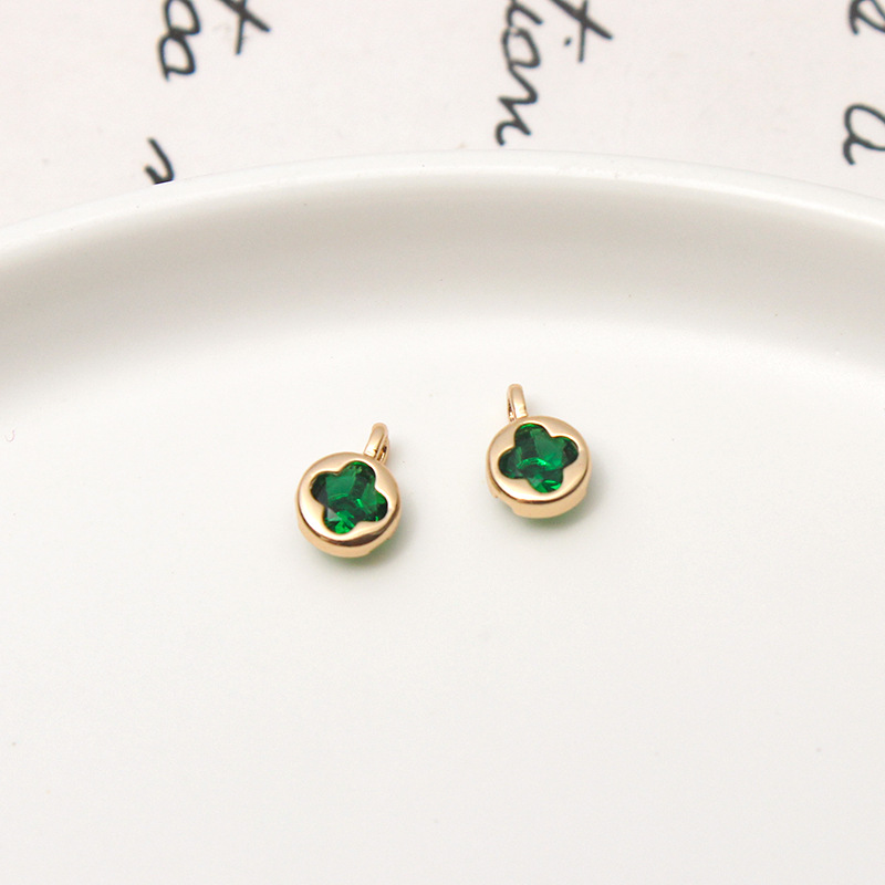 7mm Round Hollow Four-leaf Clover Inlaid with Colored Zircon Pendant