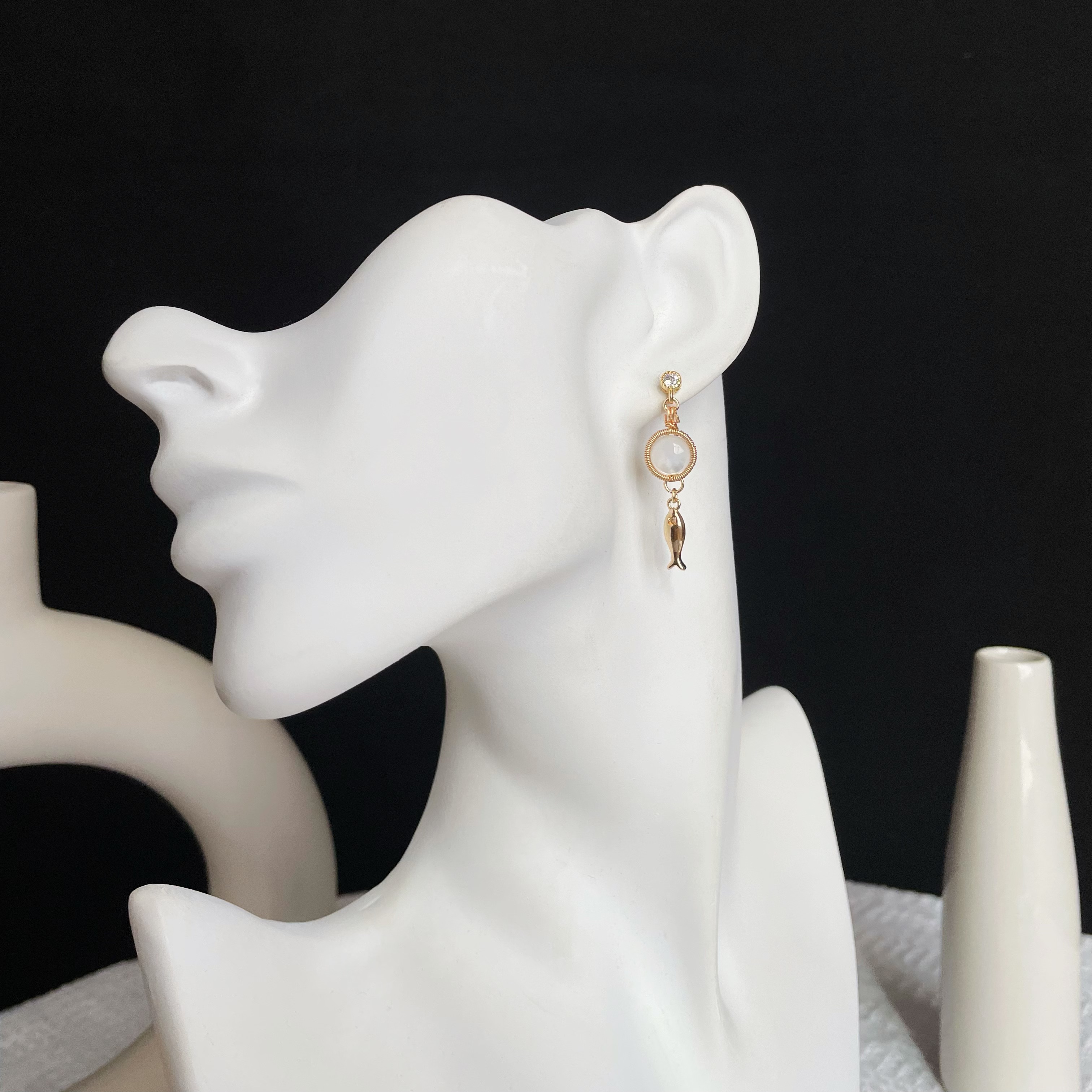 Handmade Elegant Bubbling Fish Earrings White shell and Fish Charms