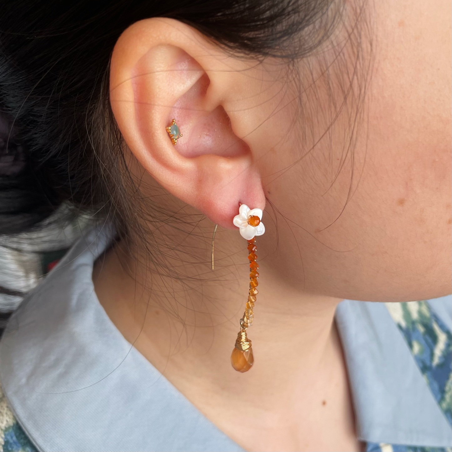 Handmade Sunset Blossom Gradient Red Agate Earrings with Shell Flower  and Red Agate Drop