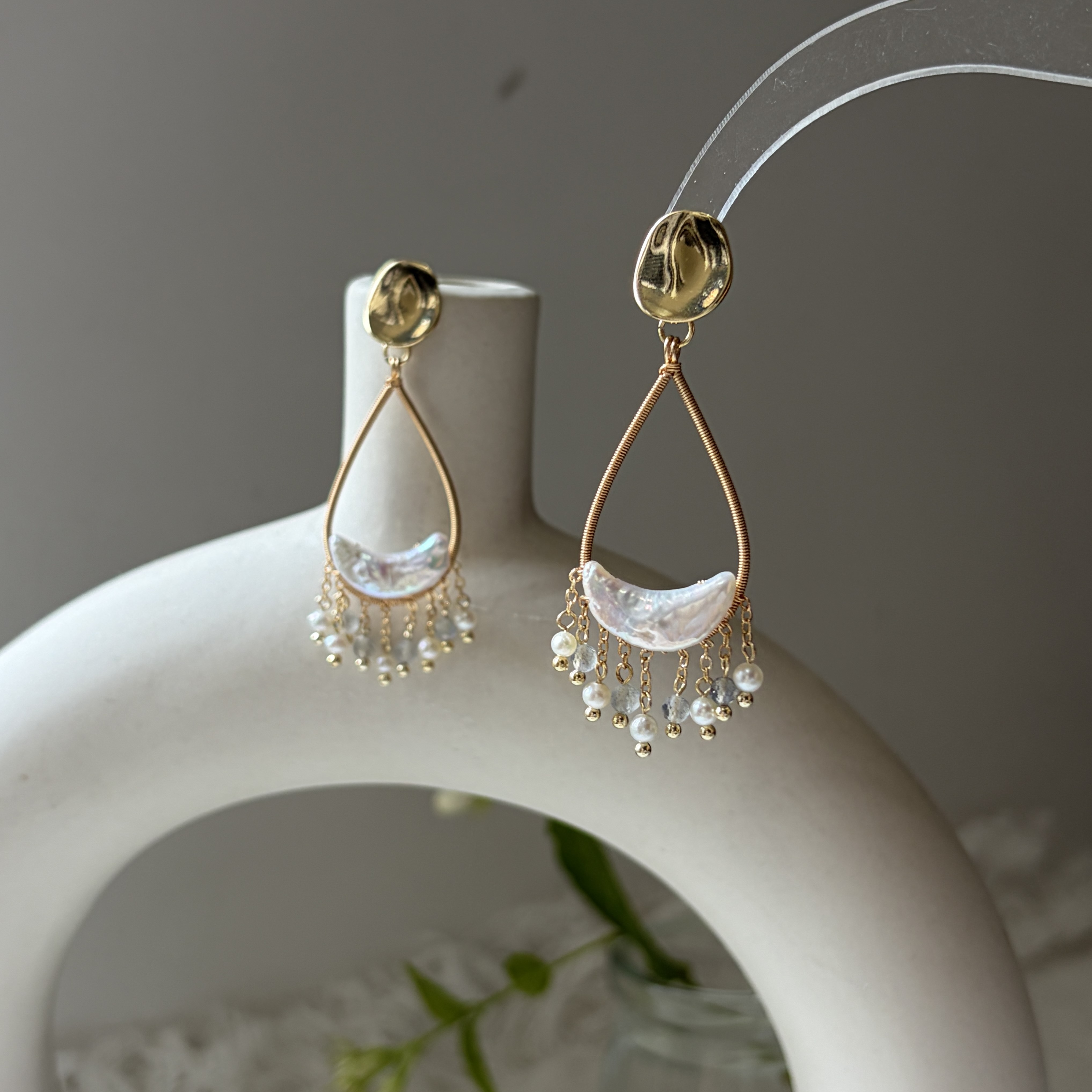 MOONVEIL Baroque Pearl Earrings | Labradorite Celestial Drop Earring