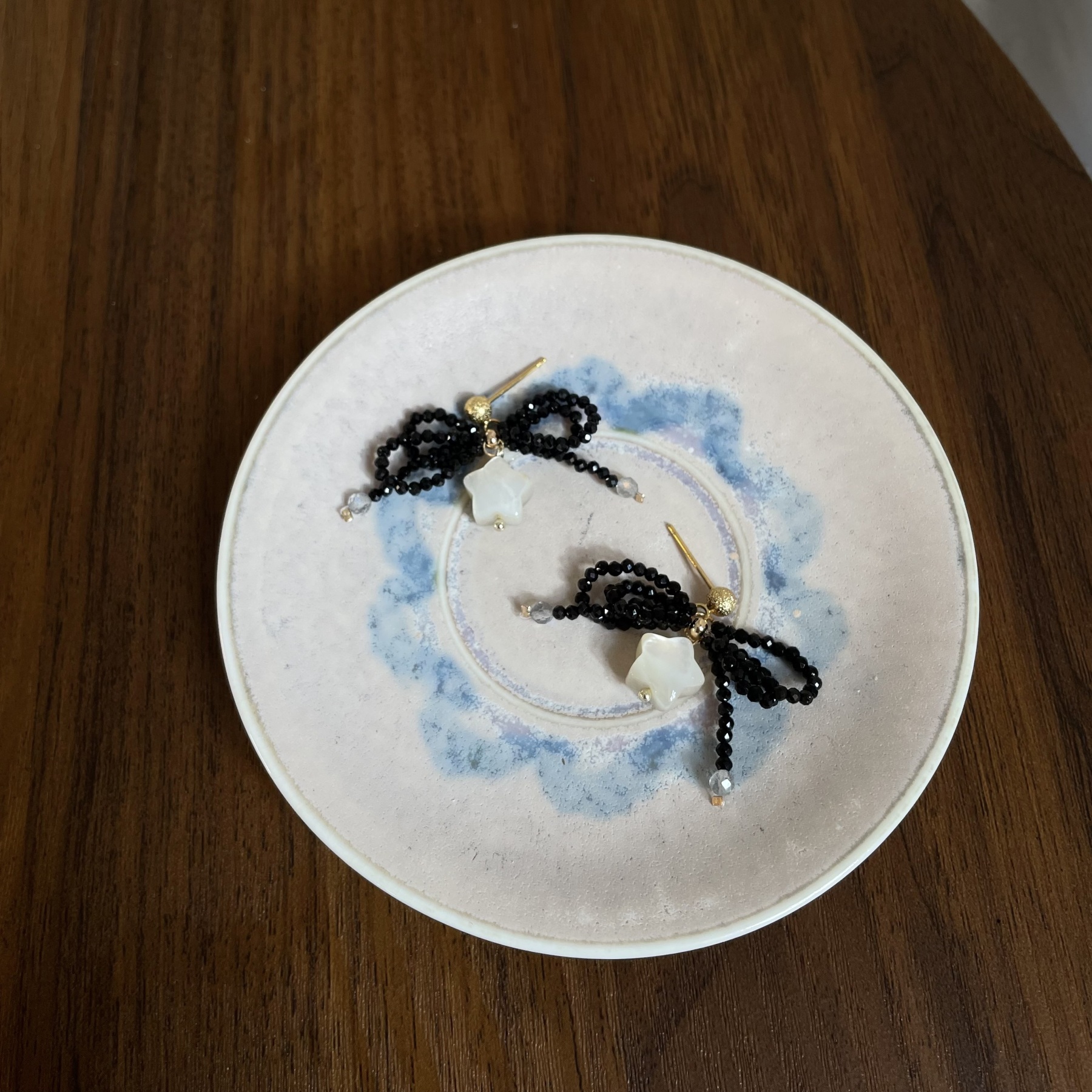 Black Spinel Bow Earrings with Shell Star Dainty Statement Bow Studs