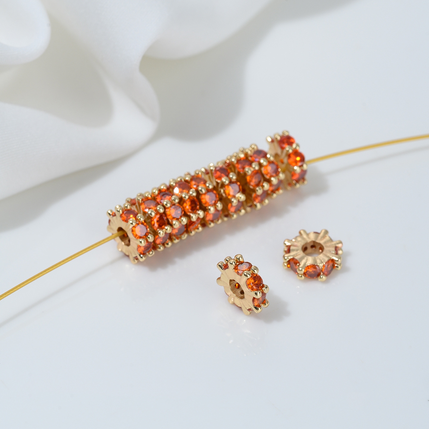 One Loop Zirconia Inlaid Gold Plated Cylindrical Wheel Spacer Beads Mu