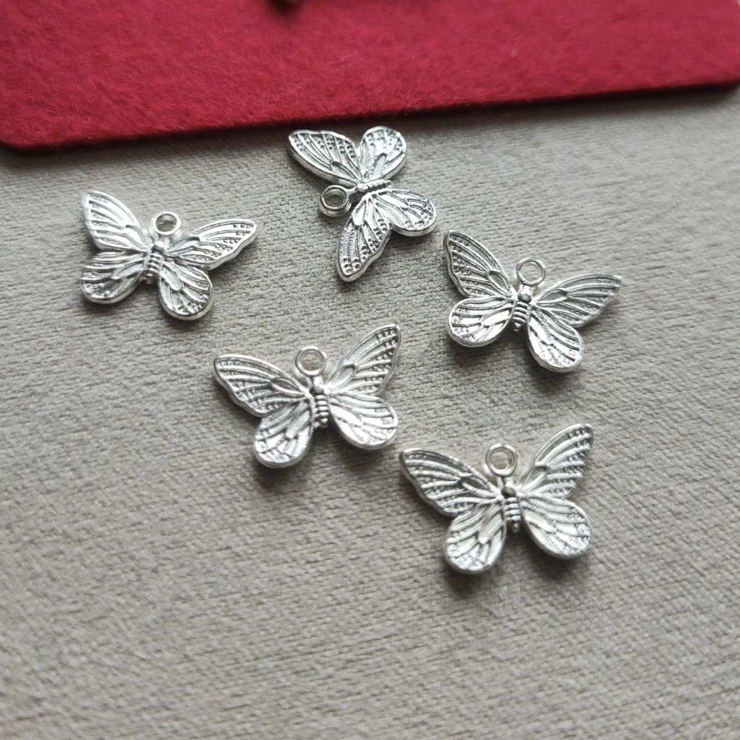 Little Alloy Butterfly Pendant Jewelry Accessory 10 pcs