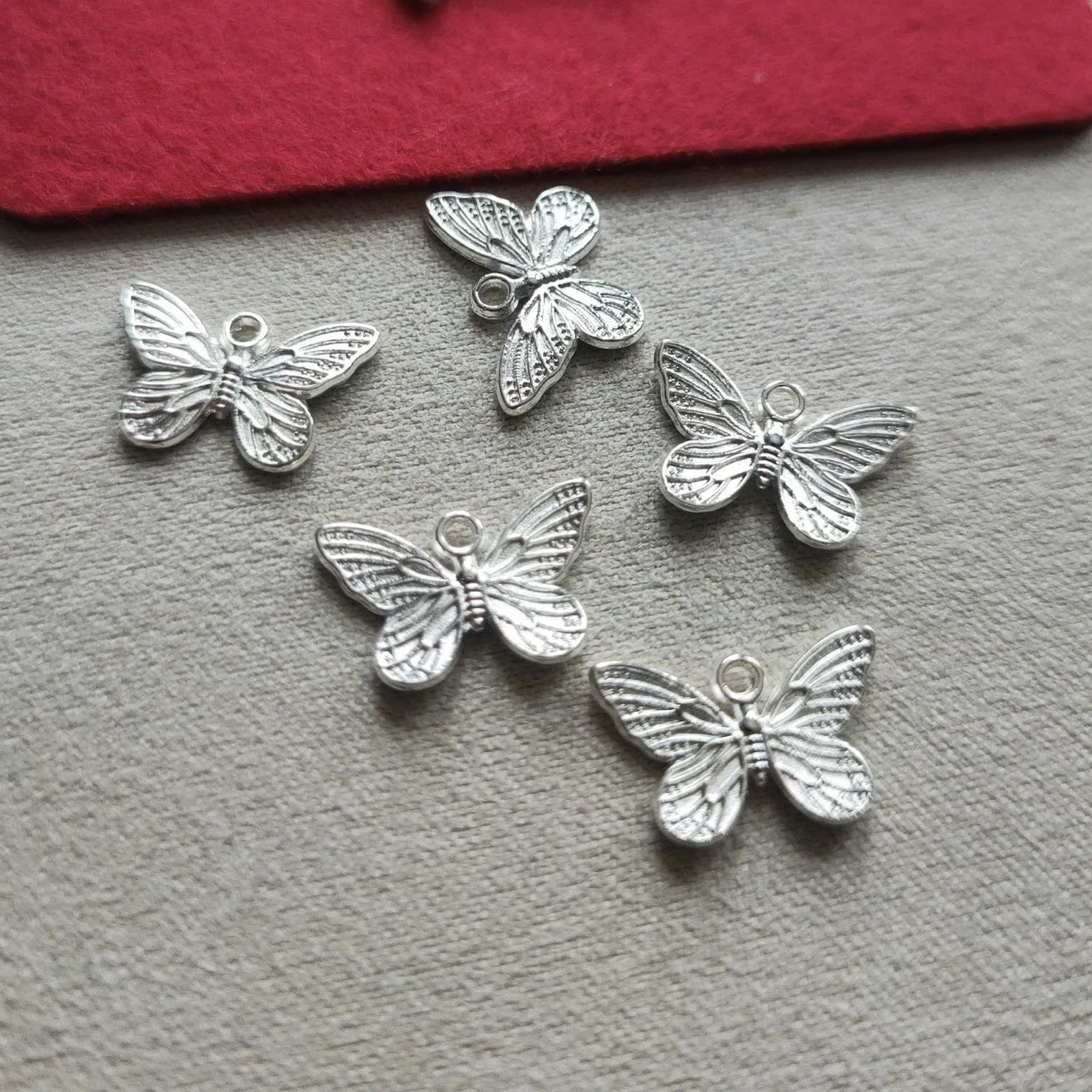 Little Alloy Butterfly Pendant Jewelry Accessory 10 pcs