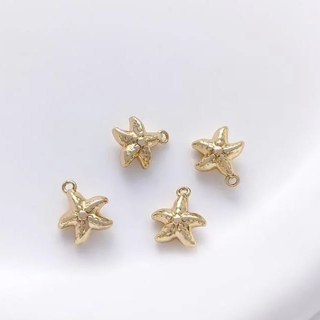 14k Gold Marine Organism Theme Charm Pendant