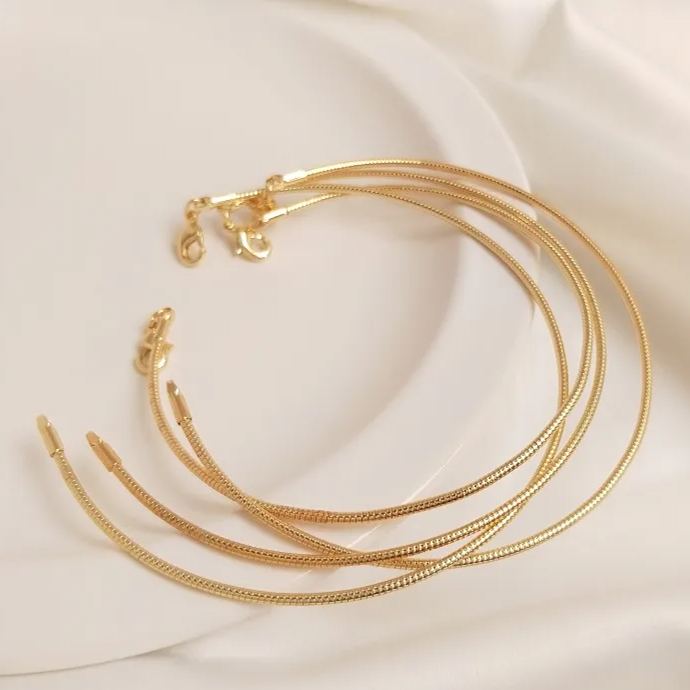 14k Gold Plated Memory Steel Hard Wire Bracelet and Necklace Accessory
