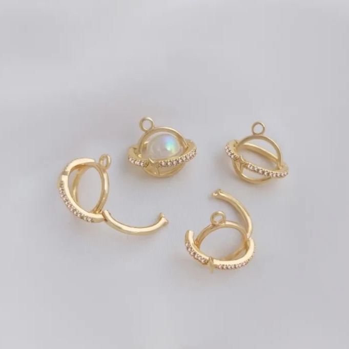 14k Gold Plated Zircon Inlaid Planet Bead Cage Accessory