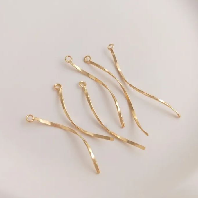 Gold Plated S-Shaped Wavy Flat Strip Charms Pendant Jewelry Accessory 10pcs