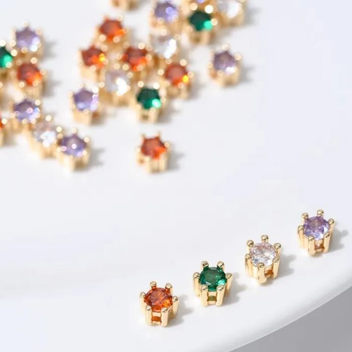 Colored Zirconia Inlaid Six-claw Prong Setting Beads 1 Piece