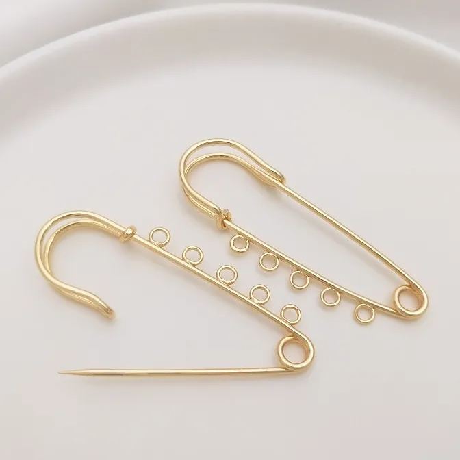 Brooch Pin with Multi Hanging Rings Accessories