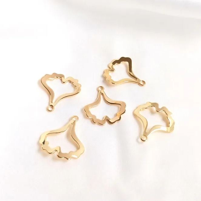 Delicate 14k Gold Plated Three-Dimensional Simulation Leaf Pendant Jewelry Charms
