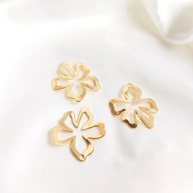 Delicate 14k Gold Plated Three-Dimensional Simulation Leaf Pendant Jewelry Charms