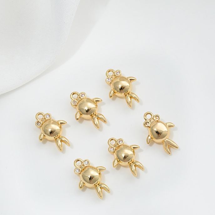 14k Gold Marine Organism Theme Charm Pendant