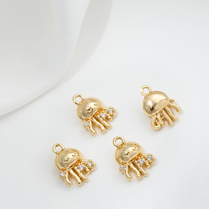 14k Gold Marine Organism Theme Charm Pendant