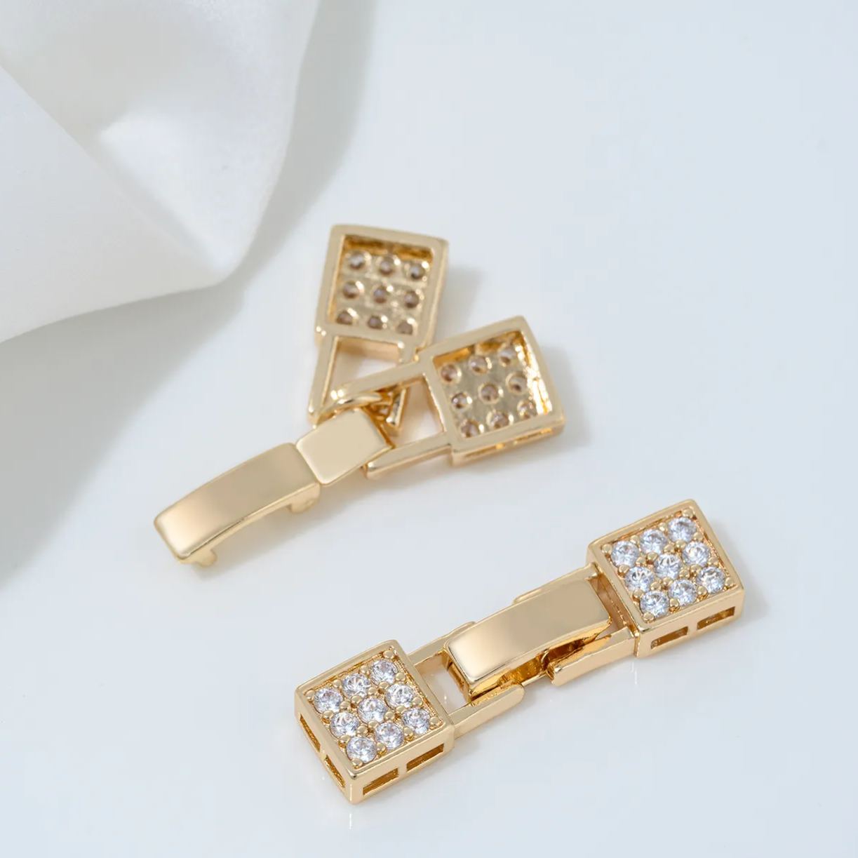 Gorgeous Colored Cubic Zirconia Inlaid Buckle Jewelry Clasp for Beading Jewelry