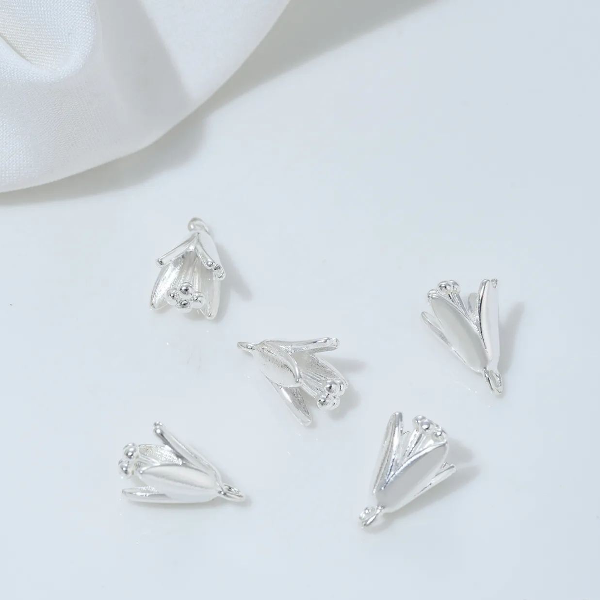 Cubic Zirconia inlaid 14k Gold Plated Flower Charm Jewelry Pendant Rose Charm