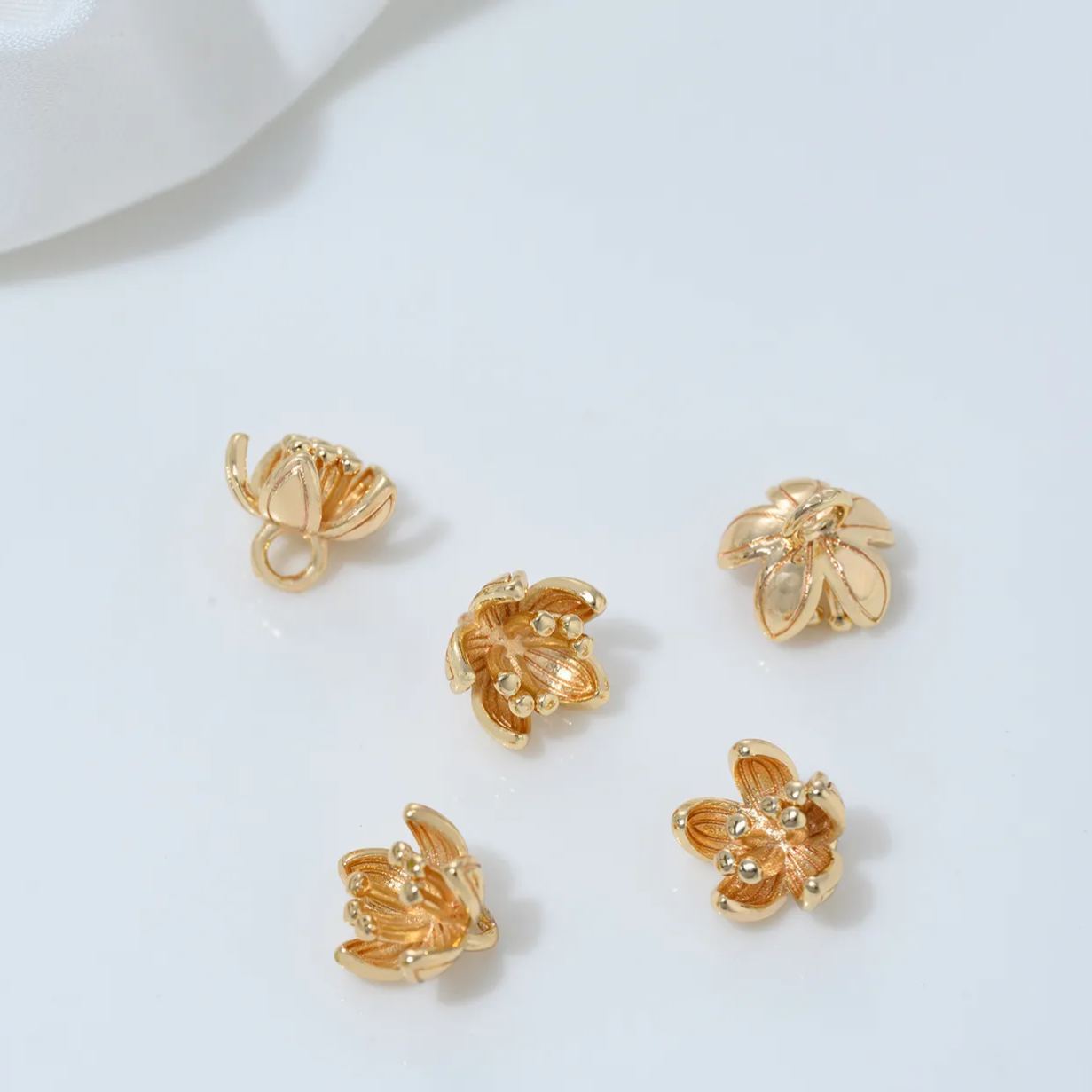 Cubic Zirconia inlaid 14k Gold Plated Flower Charm Jewelry Pendant Rose Charm