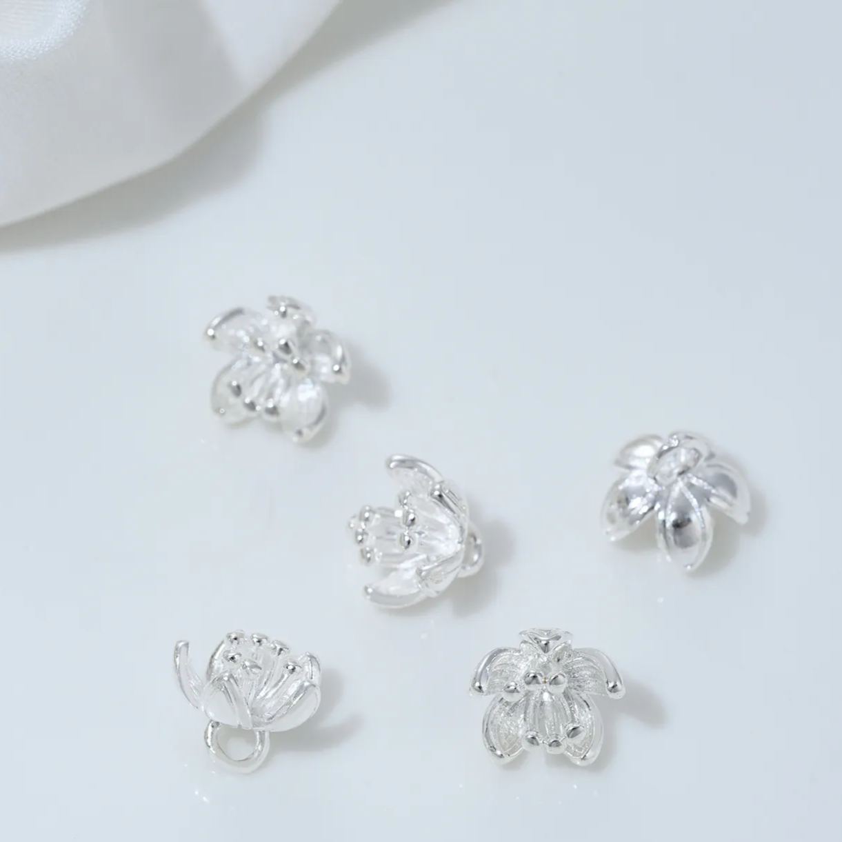 Cubic Zirconia inlaid 14k Gold Plated Flower Charm Jewelry Pendant Rose Charm