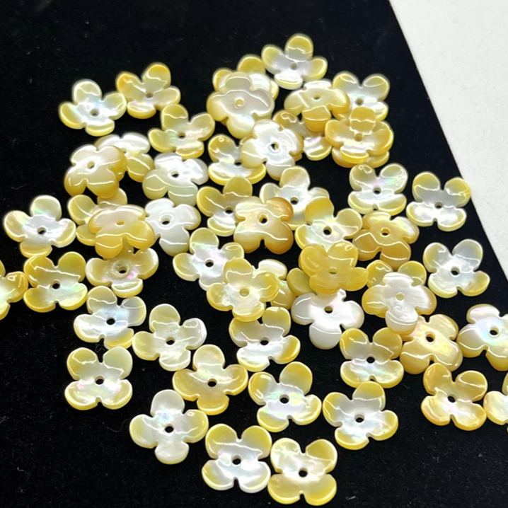 Flowers Carved from Natural Shell 1 Piece