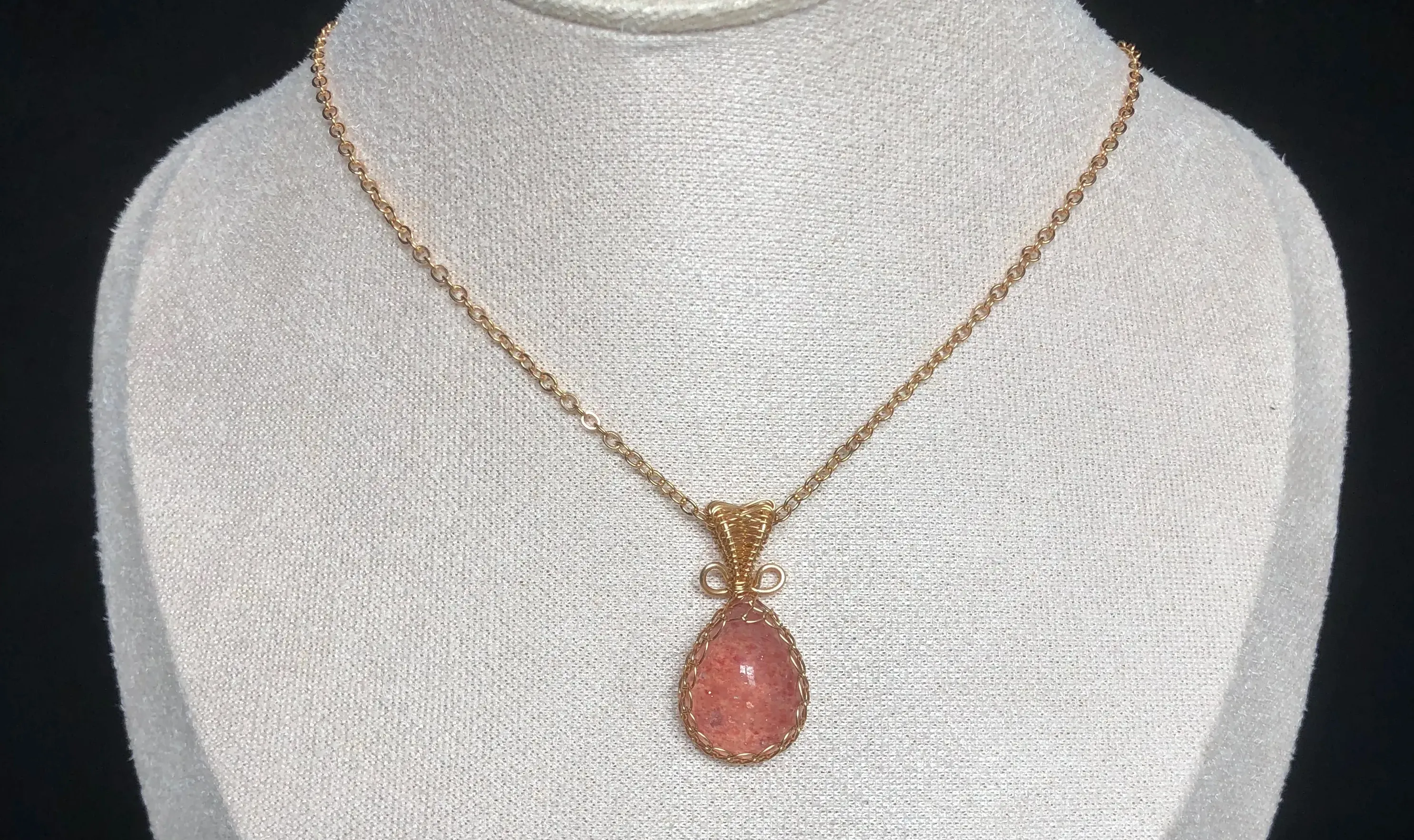 strawberry quartz necklace