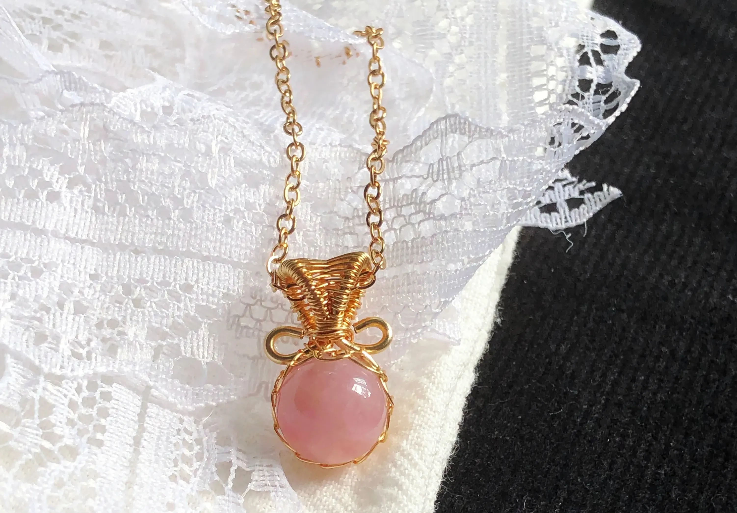 rose quartz necklace