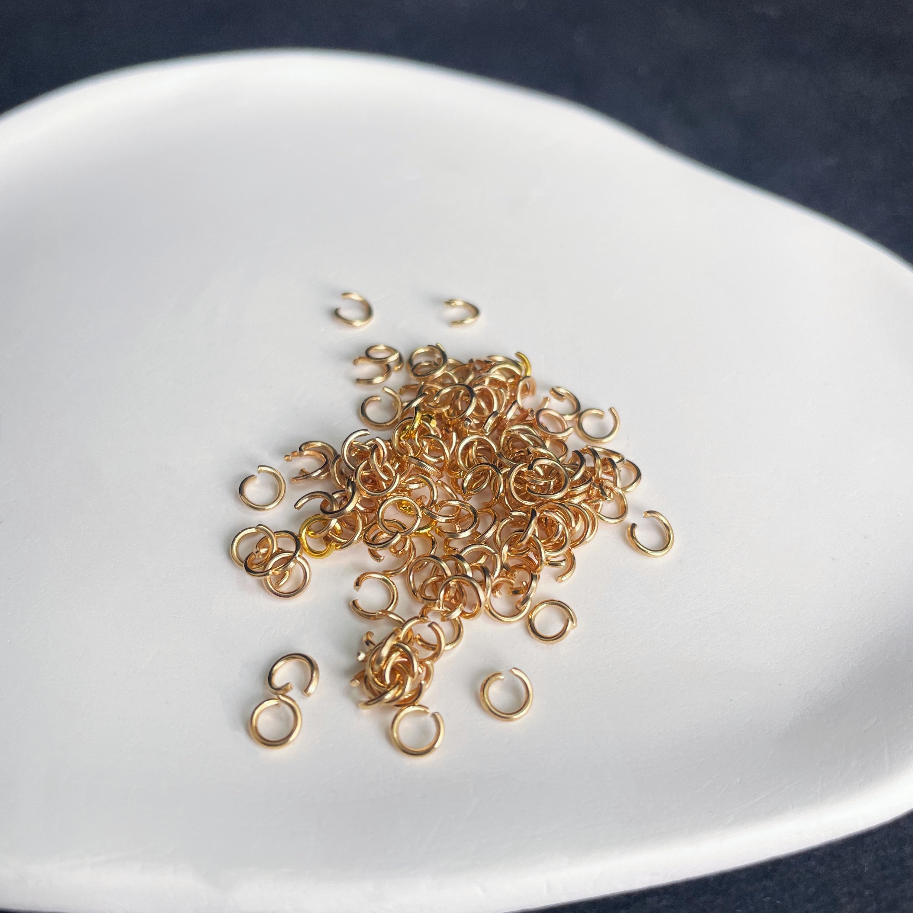 Jump Rings and Opener for Jewelry Making 200pcs